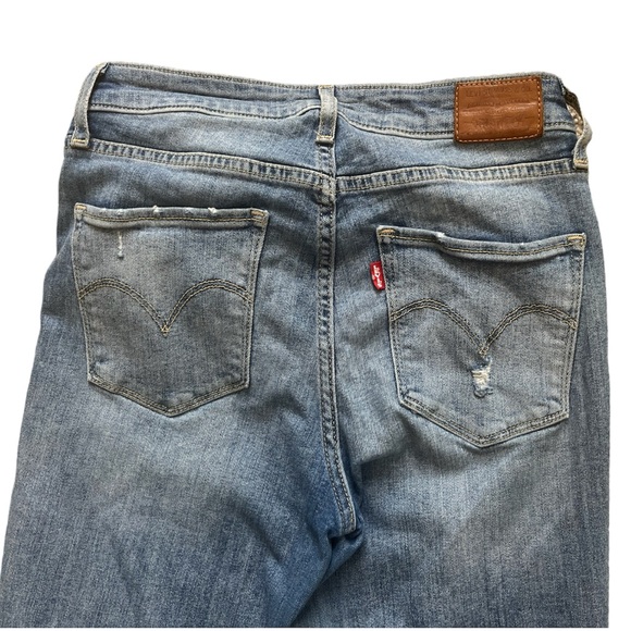 Levi’s 721 Distressed High Rise Skinny Jean - Picture 8 of 8